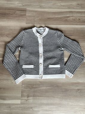 Uniqlo Black and White Striped Button-Front Women's Cardigan